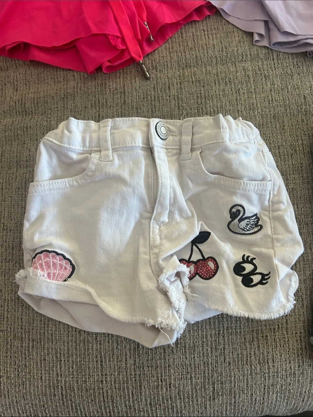 Lot of 6 pairs of Girls Shorts- size 5 - denim and sports